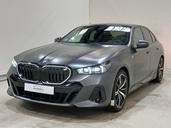 Náhled zpředu zleva