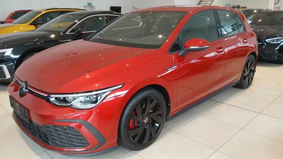 Pogled od napred levo