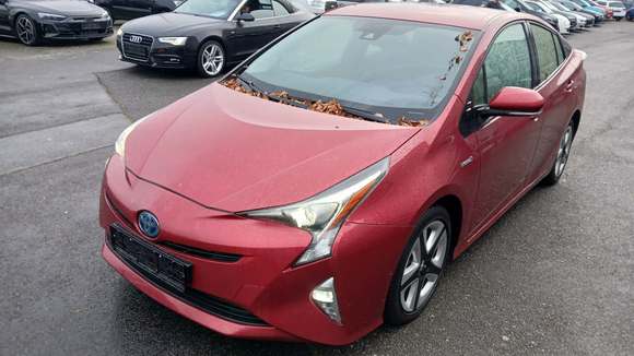 Pogled od napred levo