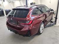 Pogled od pozadi desno