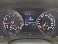 Pogled na kombinovani instrument