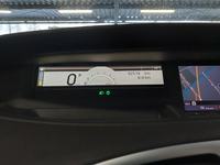 Pogled na kombinovani instrument