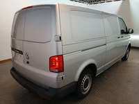 Pogled od pozadi desno