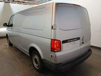 Pogled od pozadi levo