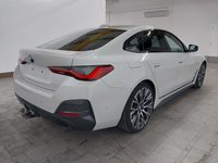 Vue de l’arrière droit