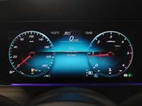 Pohled na přístrojovou desku