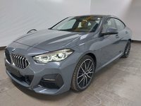 Skats no kreisās puses priekšā