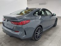 Skats no labās puses aizmugurē