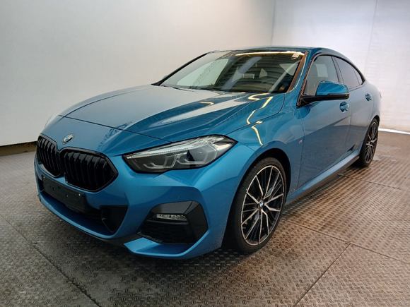 Vue de l’avant gauche