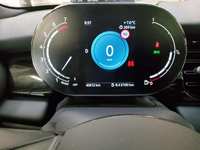 Pohled na přístrojovou desku