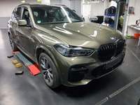 Náhled zpředu zprava