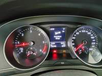 Pohled na přístrojovou desku