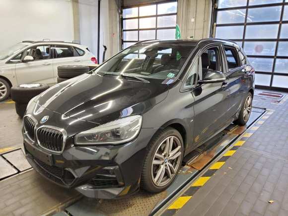 Náhled zpředu zleva