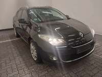 Pogled od napred  desno