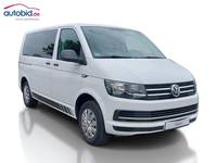 Skats no labās puses priekšā