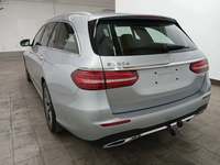 Widok z tyłu po stronie lewej