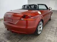 Widok z tyłu po stronie prawej