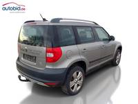 Pogled od pozadi desno