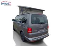 Widok z tyłu po stronie lewej