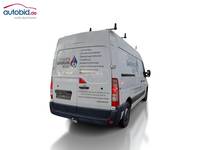 Widok z tyłu po stronie prawej