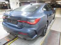 Pogled od pozadi desno