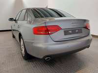 Vaade tagant vasakult