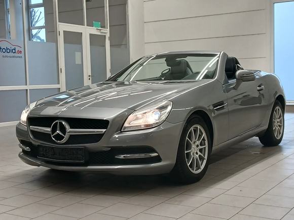 Náhled zpředu zleva