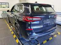 Vista traseira esquerda