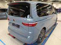 Skats no labās puses aizmugurē