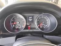 Pohled na přístrojovou desku