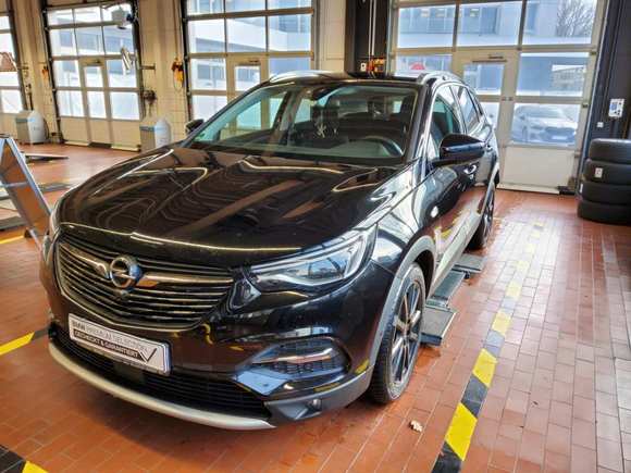 Vista dianteira esquerda