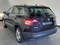 Vaizdas iš galo kairės