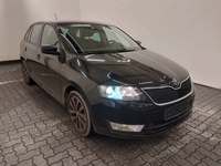 Náhled zpředu zprava