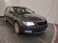 Náhled zpředu zprava