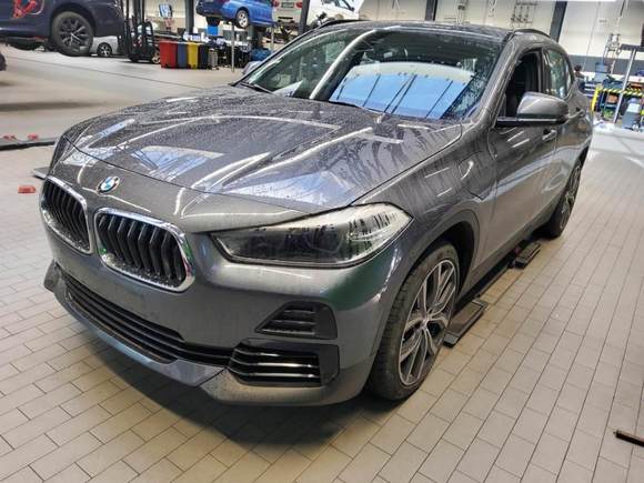 Náhled zpředu zleva