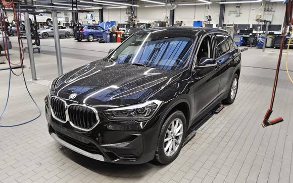 Náhled zpředu zleva