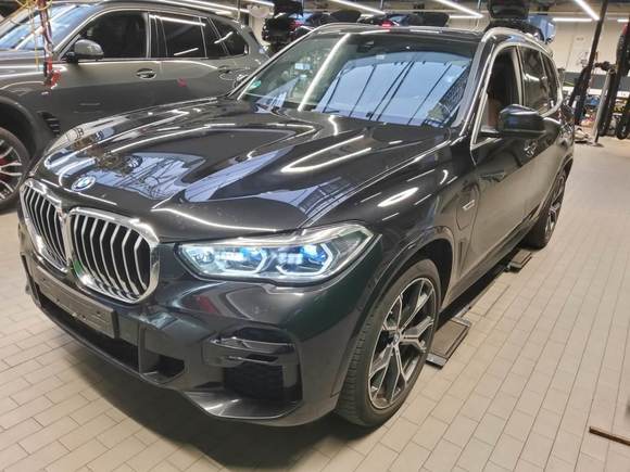 Náhled zpředu zleva