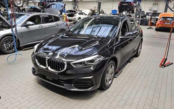 Náhled zpředu zleva