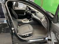 Вид на салон