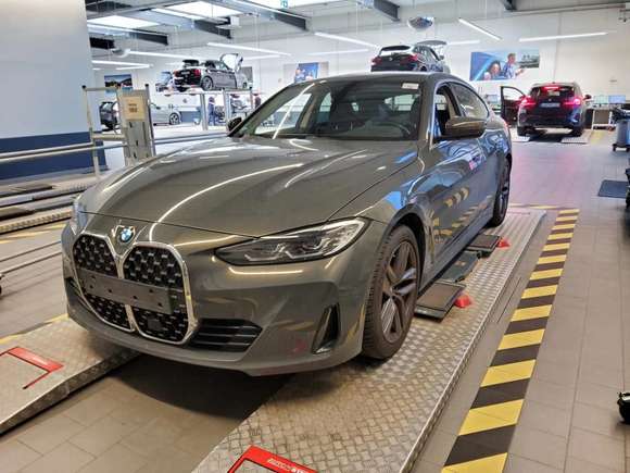 Náhled zpředu zleva