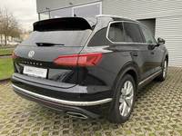 Pogled od pozadi levo