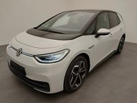 Pogled od napred levo