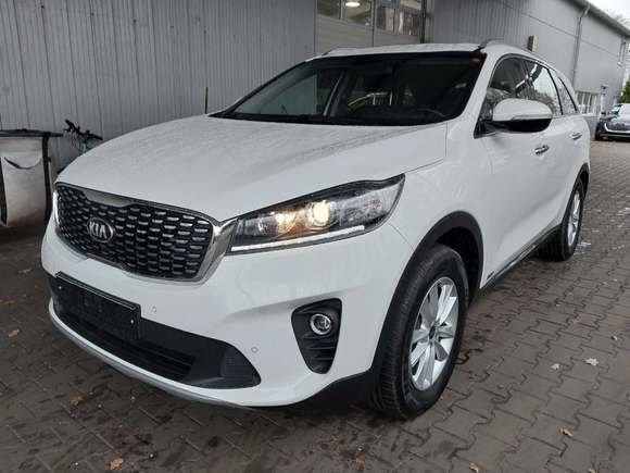 Pogled od napred levo