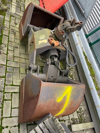 Náhled zpředu zleva