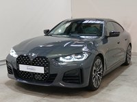 Skats no kreisās puses priekšā