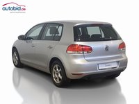 Вид сзади слева