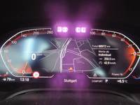 Pohled na přístrojovou desku