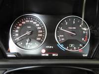 Pohled na přístrojovou desku