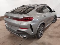 Pogled od pozadi desno