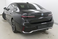 Pogled od pozadi levo